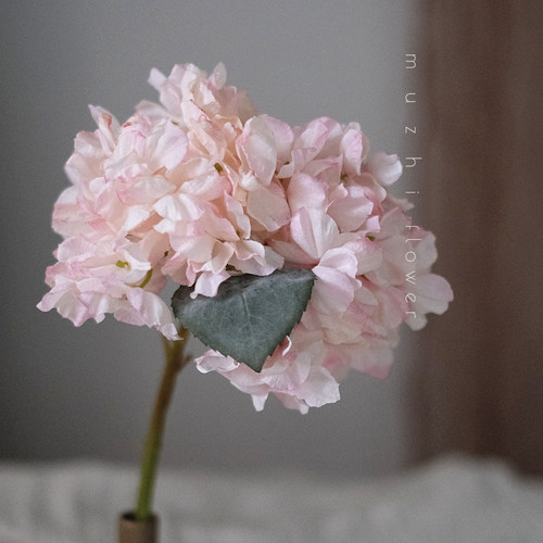 单枝复古油画绣球花轻奢客厅装饰