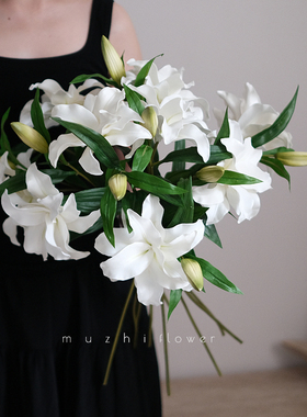 白色手感保湿法式重瓣百合仿真花轻奢高档花艺花束客厅装饰摆件