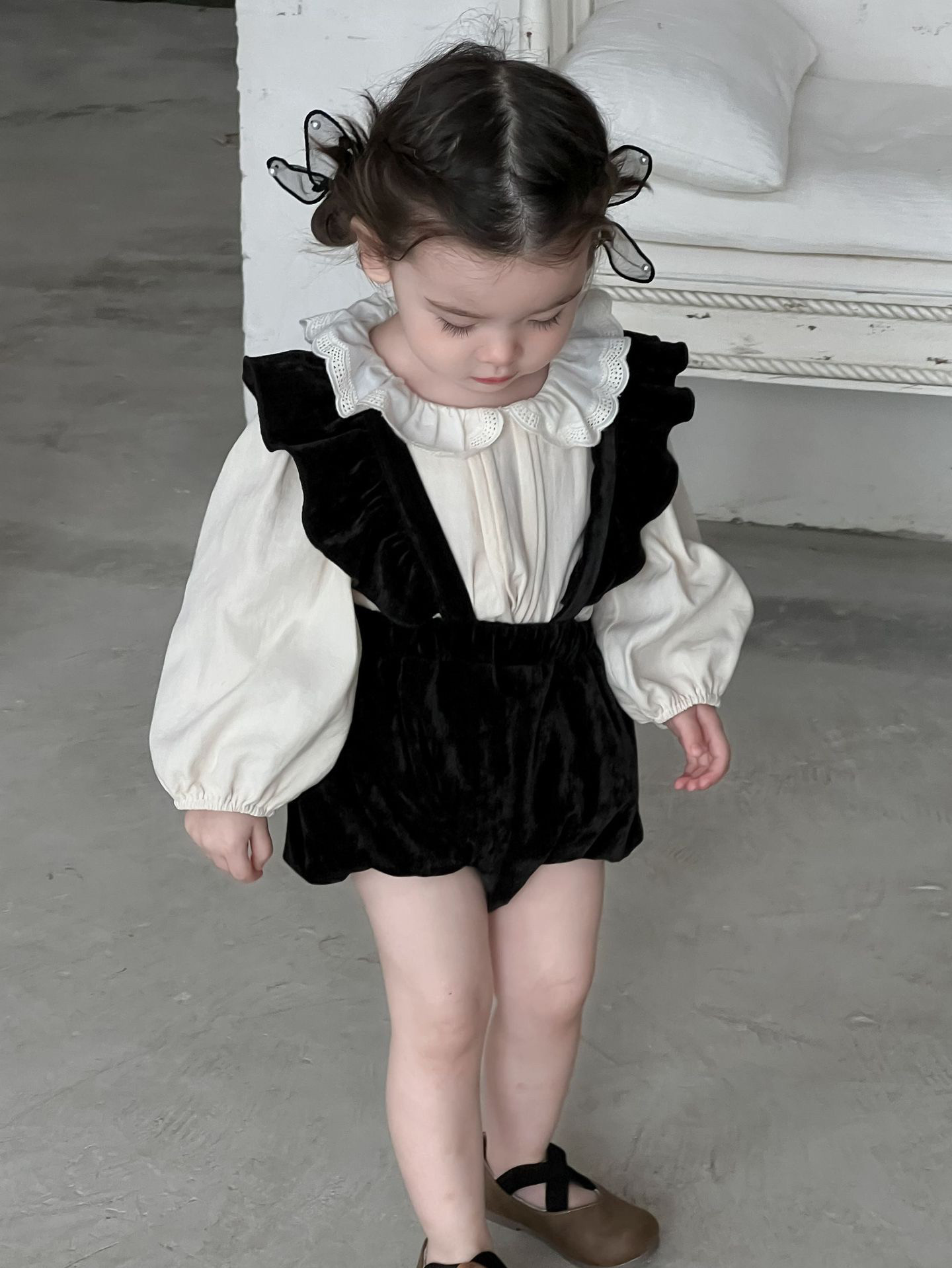 Galakoko25秋婴童荷叶边绒料赫本风短爬服搭米白花边领上衣两件套,童装/婴儿装/亲子装,套装,淘宝优惠券,粉丝福利购,淘宝优惠卷