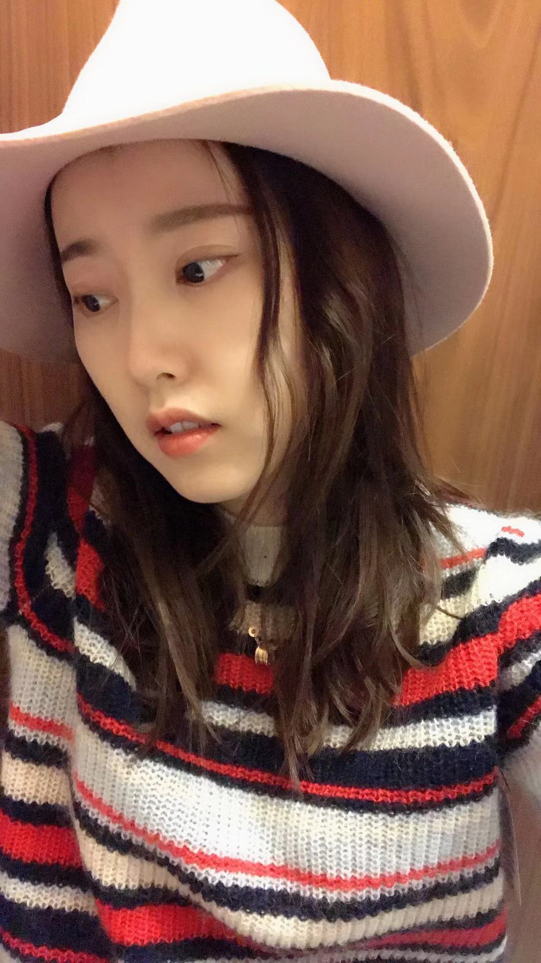 加拿大代购 ARITZIA 69087 Little Moon羊毛混纺彩条毛衣Gardenia|msdalam kategori Butik wanita / wanita, sweater - dari Buy2taobao.com untuk memberikan perkhidmatan ejen Taobao profesional membeli