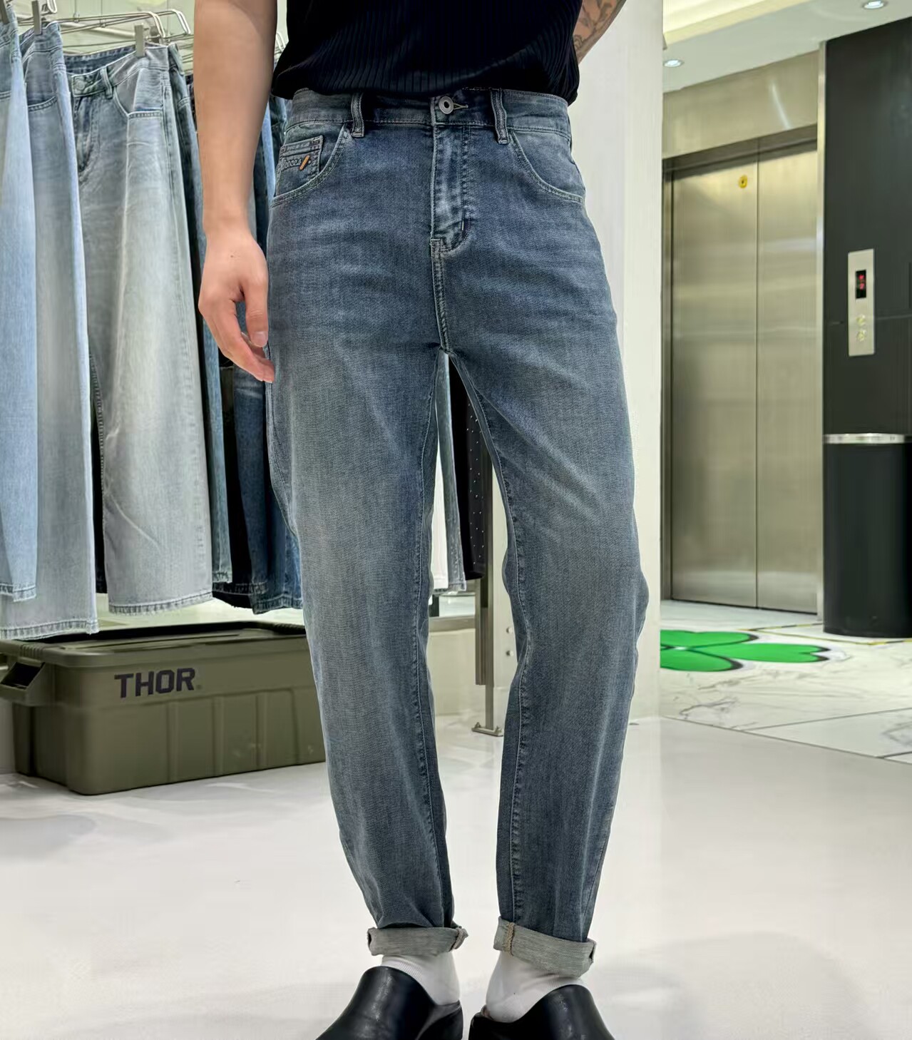 艾度9602夏季新款常规男士牛仔裤小直筒宽松显瘦长裤潮牌萝卜裤