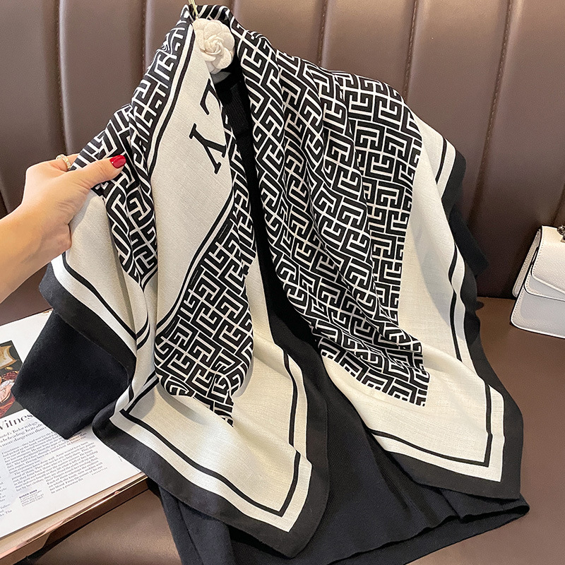 韩版H字母洋气90大方巾棉麻围巾