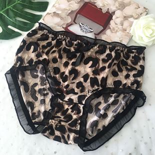 林梦雪大码内裤女中腰冰丝滑料高弹力胖妹妹三角裤头豹纹潮牌红色