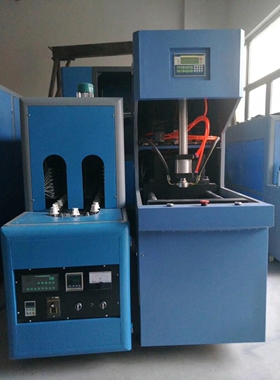 厂家供应半自动吹瓶机5L10L20L一出一3L一出二玻璃水出口专用