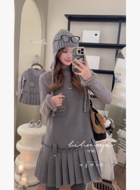 Spring韩国童装2025冬季新款亲子法式高级灰百褶背心裙女童连衣裙