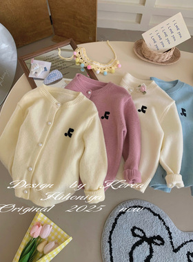 Spring韩国童装2025春季亲子款纯色珍珠扣刺绣韩版开衫女童针织衫