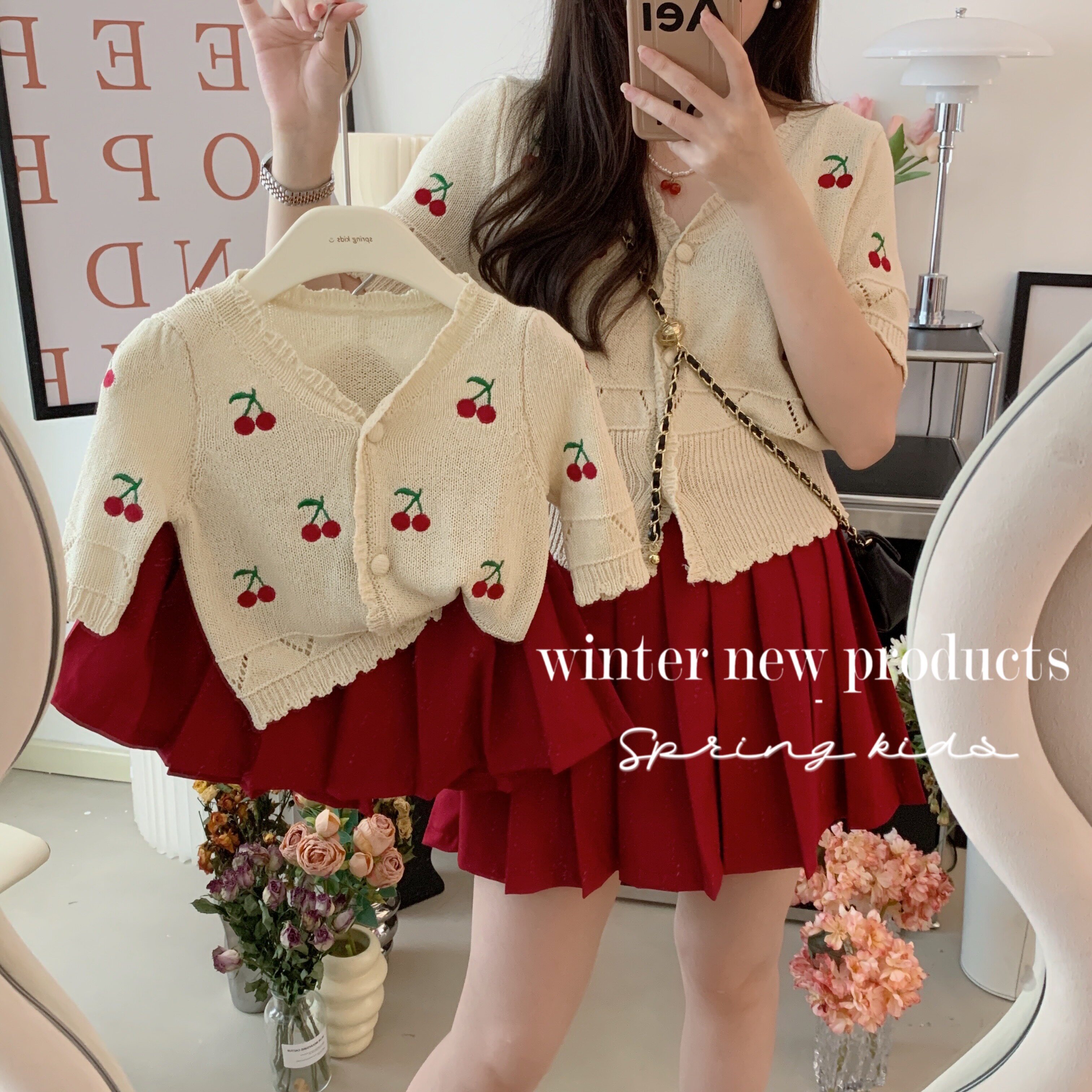 봄 한국 아동복 부모-자식 패션 정장 소녀 니트 체리 중공 탑 주름 치마 정장