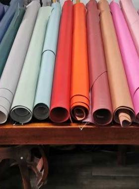 J3013意大利彩色平纹头层牛皮真皮箱包皮具面料手工diy皮料偏挺