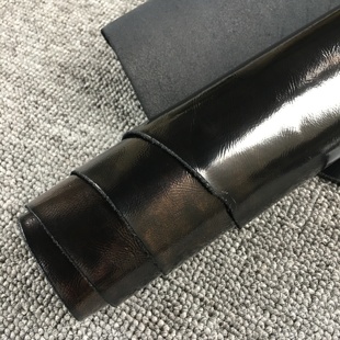 H2195黑色邹面漆皮头层牛皮真皮手工DIY皮料1.2mm软