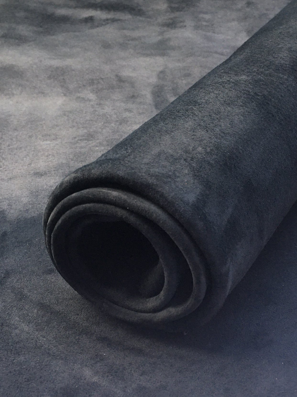 E2144蓝黑色猪巴戈二层猪皮1.4偏软反绒皮翻毛皮真皮手工DIY皮料