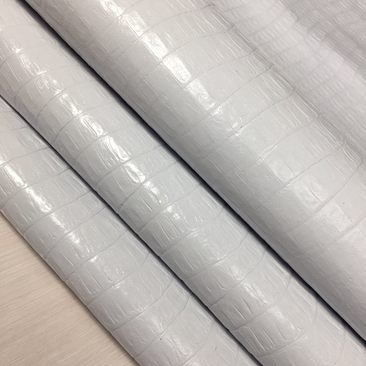g12340意大利白色竹节纹头层牛皮0.9mm偏挺真皮手工diy皮料10英尺