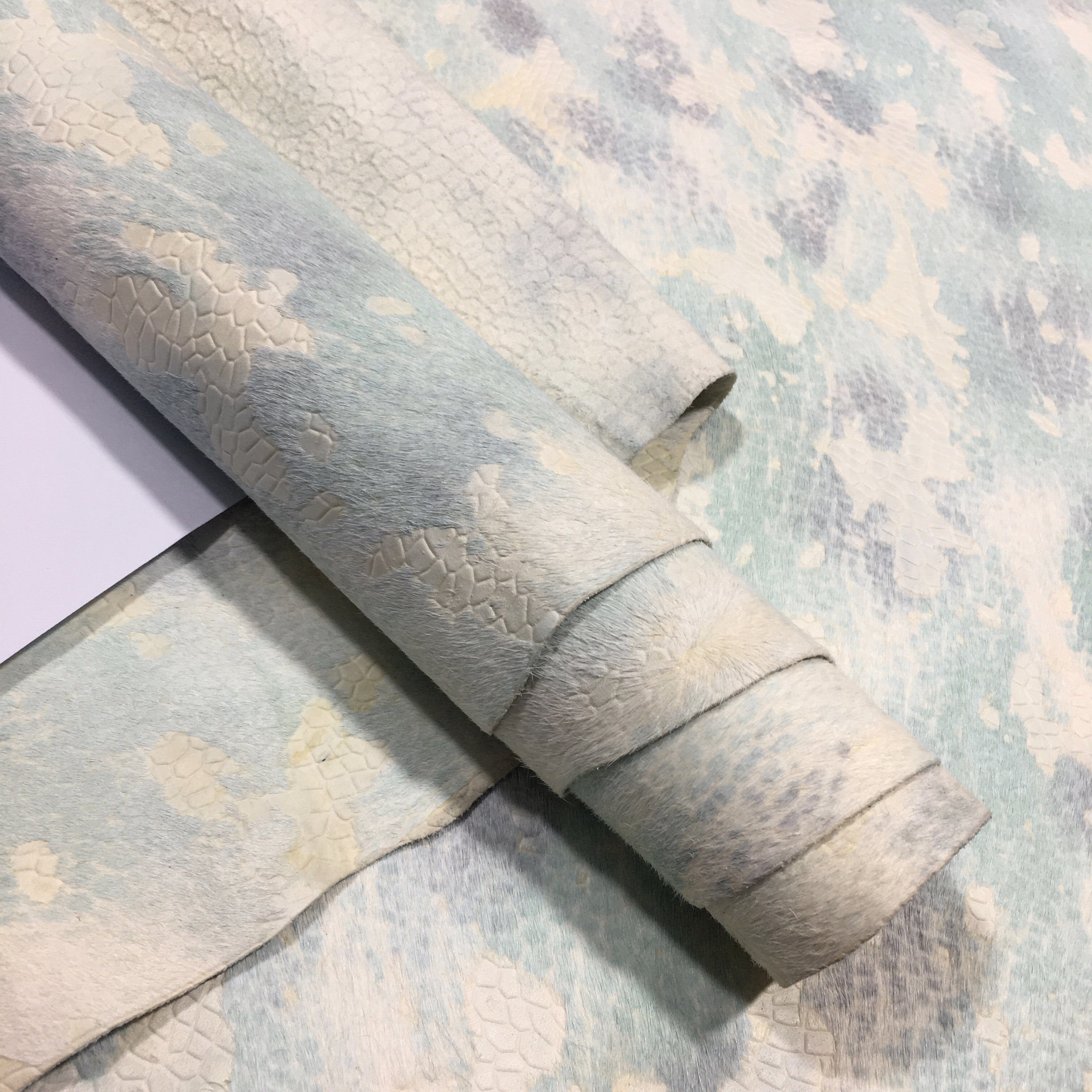 鳄鱼纹半脱毛马毛皮毛一体真皮皮料1.1-1.3mm适中