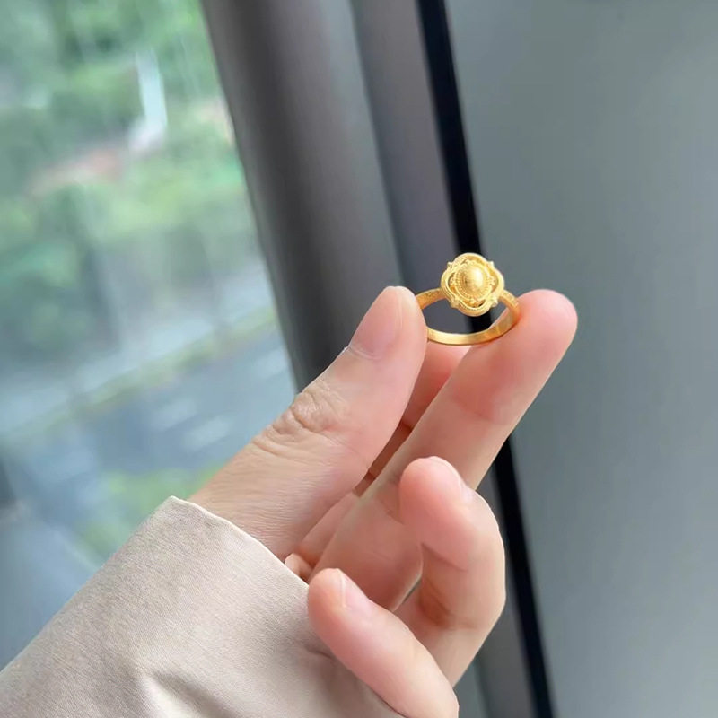 流金岁月鸽子蛋转运珠戒指女时尚