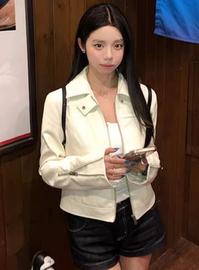 翻领白色甜酷机车风PU皮短外套女2025年新款休闲小个子工装皮夹克