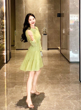 绿色网纱连衣裙女春装新款踏青初恋温柔茶歇仙气超仙森系飘逸裙子
