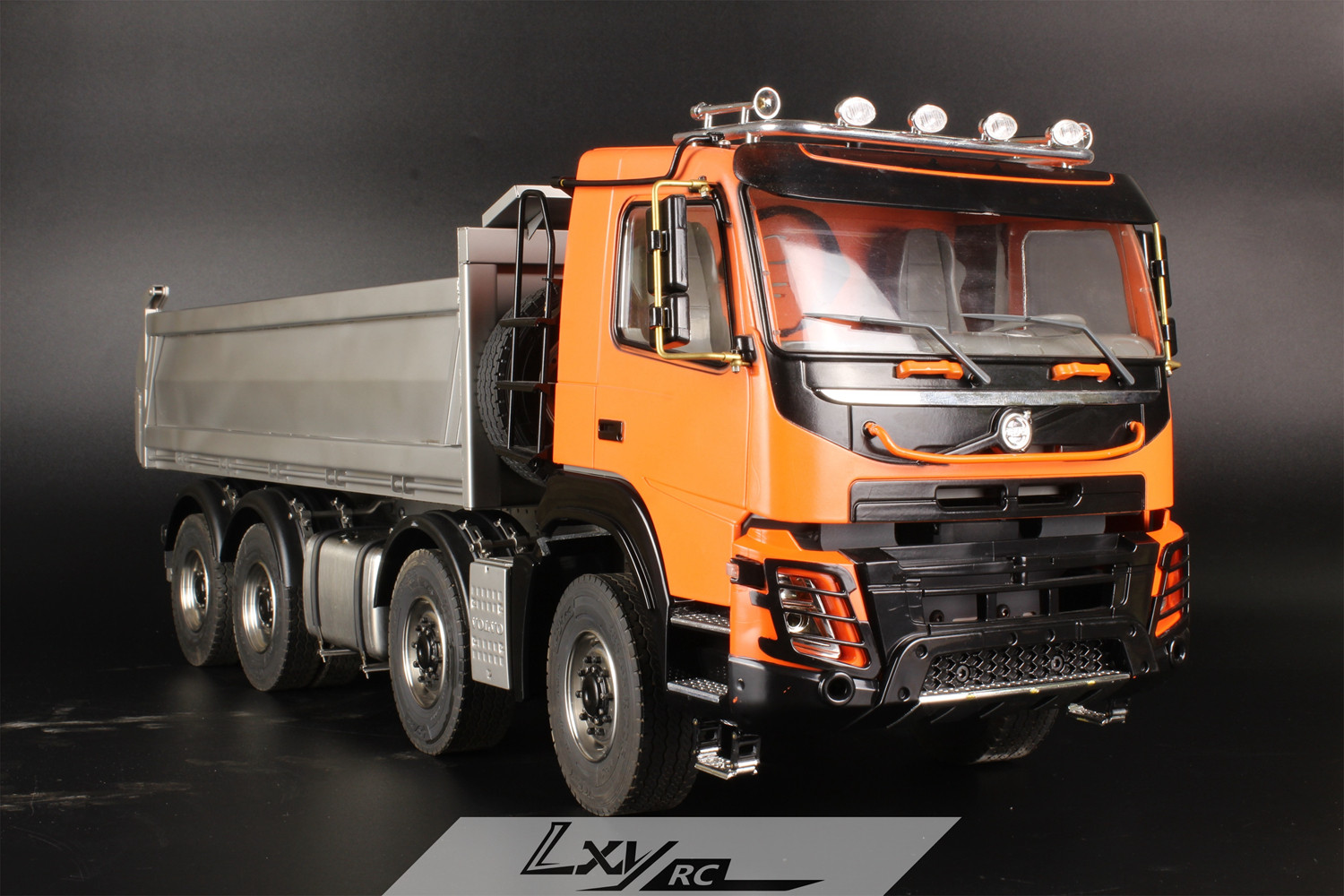 星越 田宫1/14 Volvo沃尔沃 富豪 8x8自卸车 泥头车