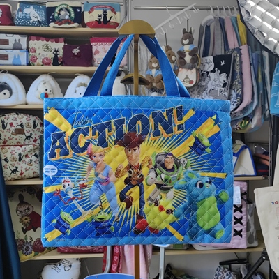 宇宙の玩具总动员4三眼仔胡迪巴斯兔哥达鸭手提袋补习包包