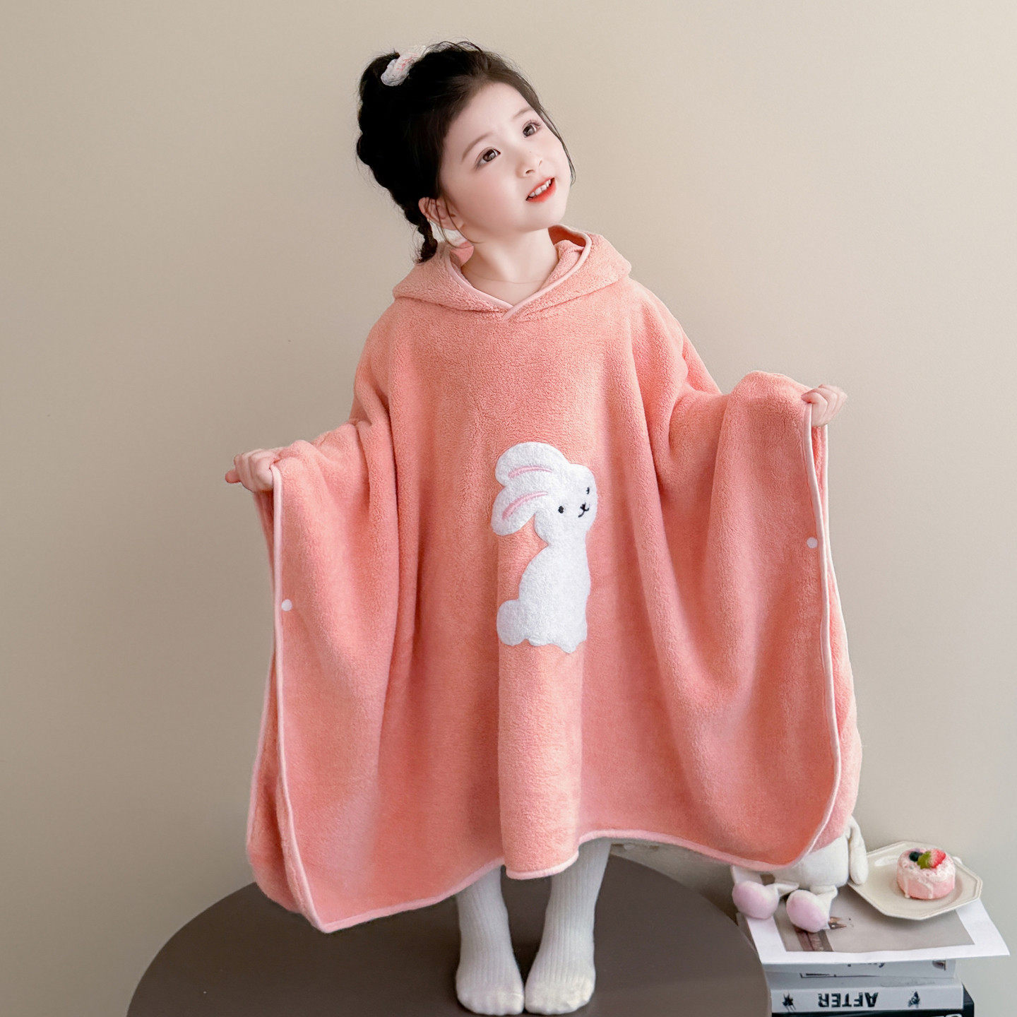 儿童连帽斗篷浴巾可穿浴袍可爱珊瑚绒加厚家居服男女童中小童睡裙