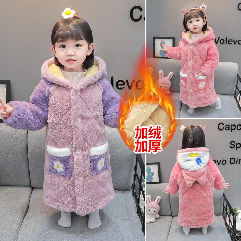卡通珊瑚绒家居服女童冬季加绒三层睡袍加厚保暖连帽睡衣套装
