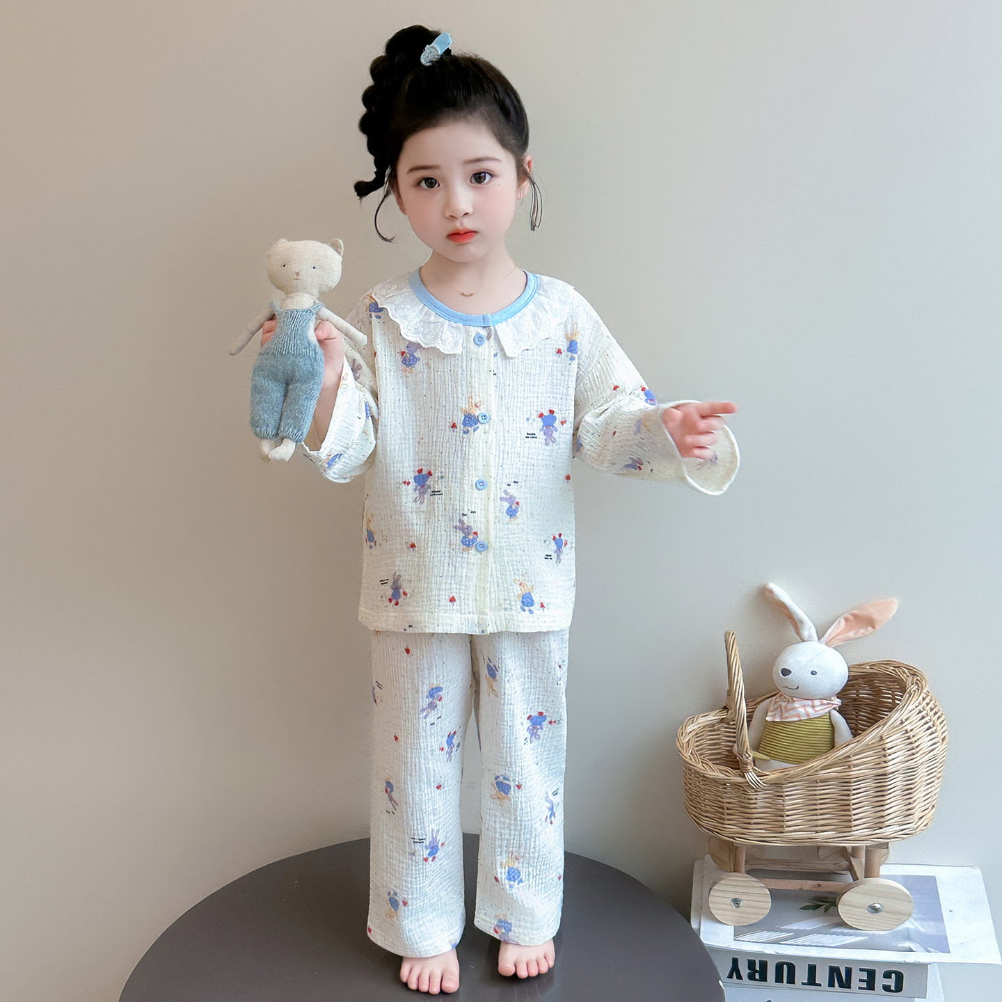 女童纯棉卡通印花家居服套装春秋长袖舒适睡衣两件套