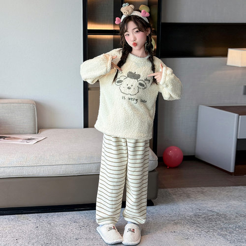 2025年冬季新款儿家居服套装