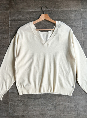 不褪换 千元级法国onestep春秋女宽松显瘦V领粘胶混纺长袖针织衫