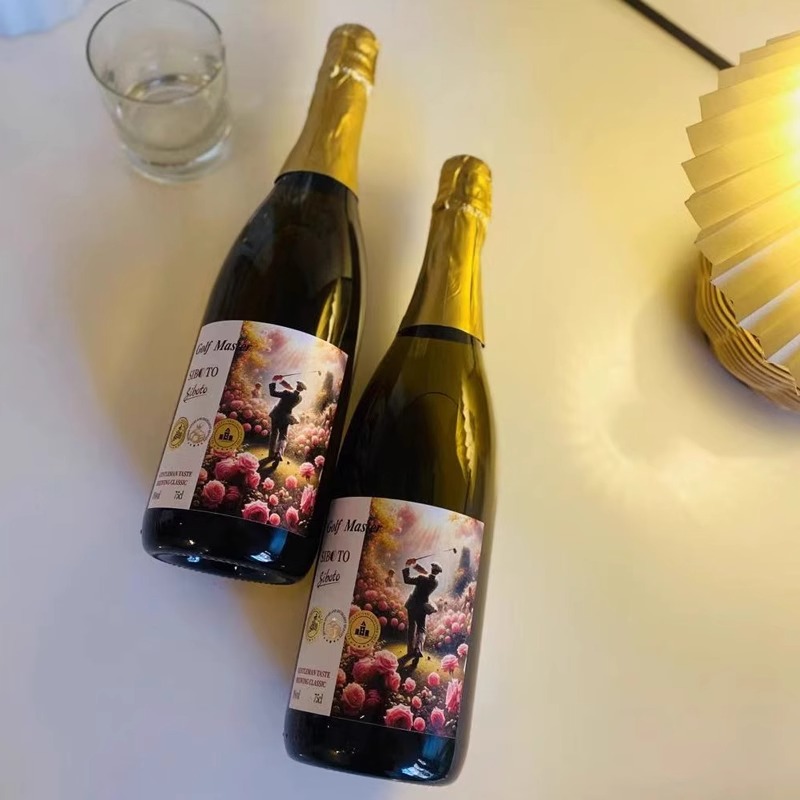 西柏图·高尔夫大师无醇起泡葡萄酒1瓶=500颗葡萄，0酒精0麦麸