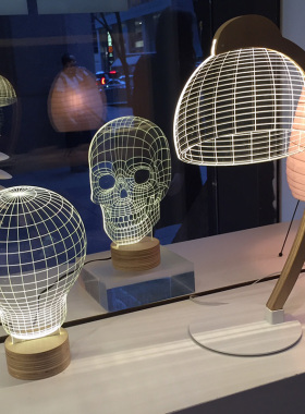 正品清甩 以色列BULBING立体LED玻璃台灯3D设计 外包装有破损亏出