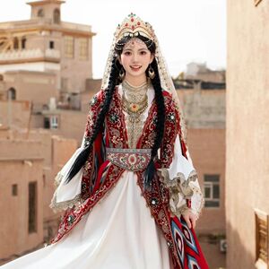 新疆少女旅拍服装维吾尔族喀套装
