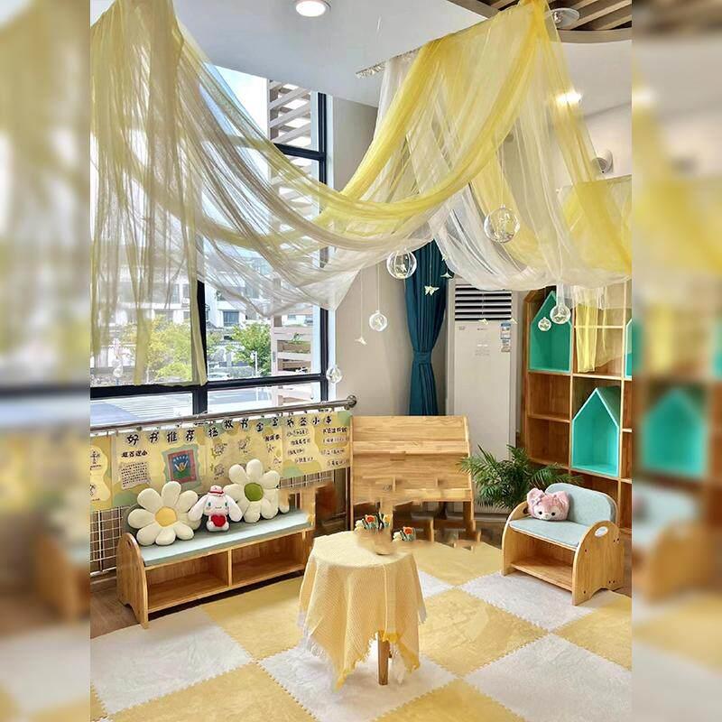 幼儿园秋季纱幔塑料球环创装饰教室大厅走廊蝴蝶纱布吊饰挂饰布置