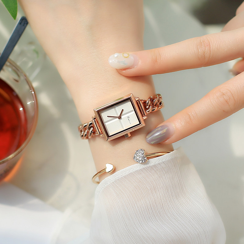 女士手表女学生简约气质ins风森系学院风轻奢复古时尚方形小方表