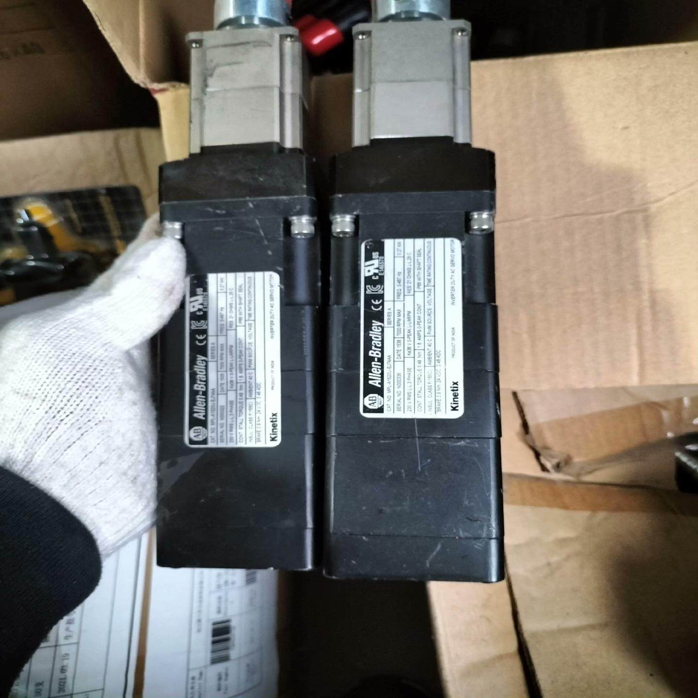 AB伺服电机MPL-A1520U-EJ74AA{天意设备}