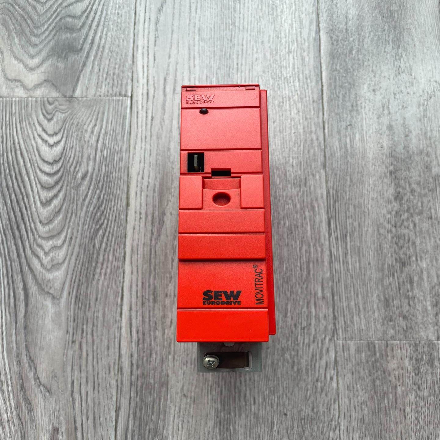 SEW变频器 MC07B0003-5A3-4-00{天意设备}