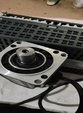 伊莱斯电机伺服驱动器套装2套ESDA-005AP 电机60{天意设备}