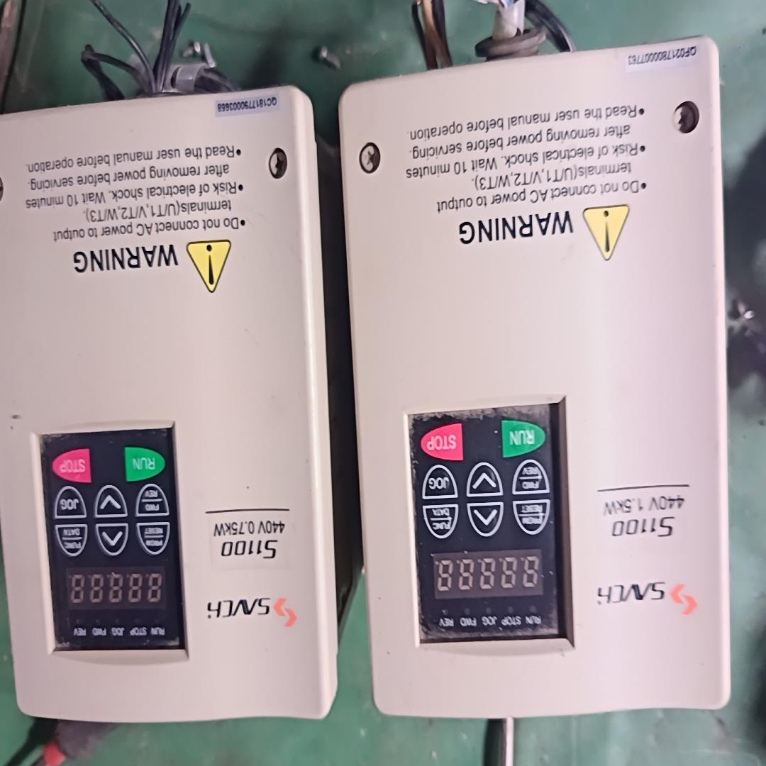 三基15KW变频器型号S1100-4T15G功能正常{天意设备}