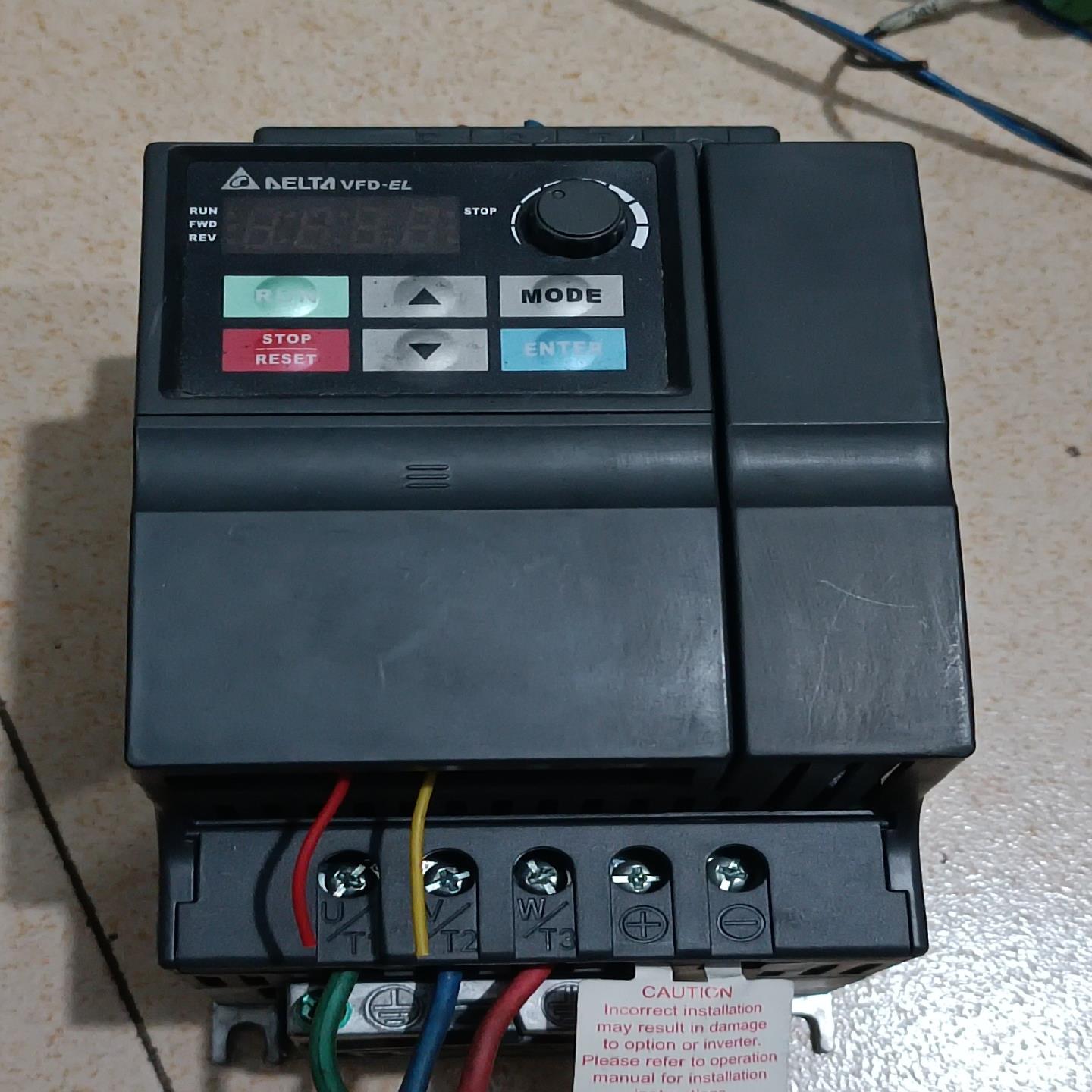 台达变频器VFD-EL系列VFD022EL21A 22KW{天意设备}