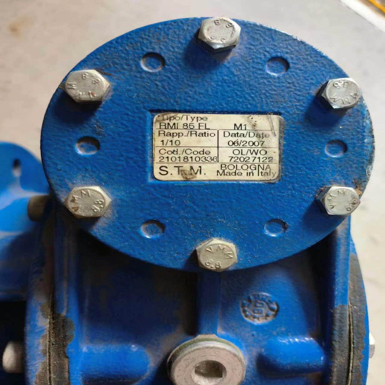 拆机意大利STM减速机RMI85FL  M1速比110{天意设备}