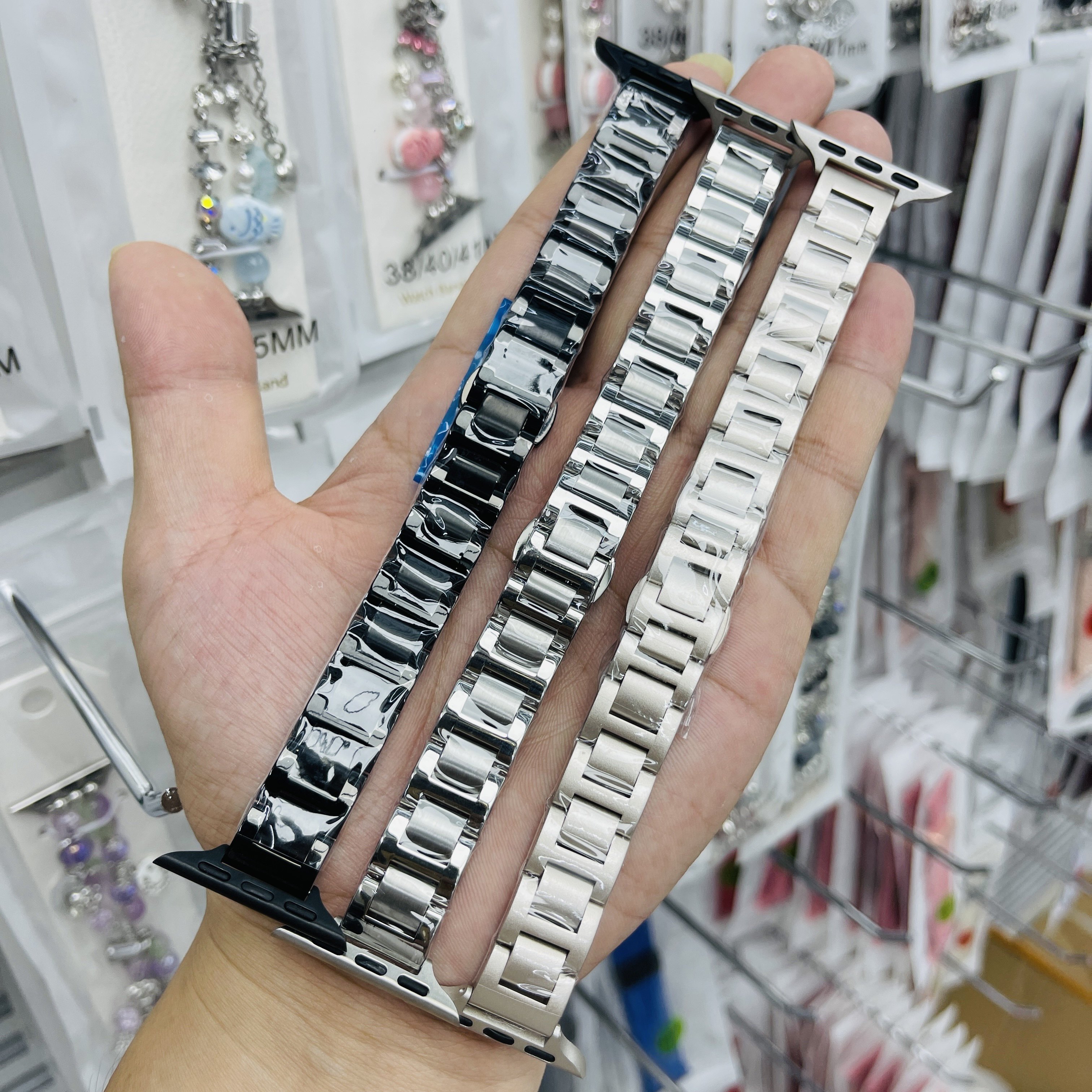 【华强北优选】蓝气球复古女款苹果iwatch10手表s987不锈钢表腕带
