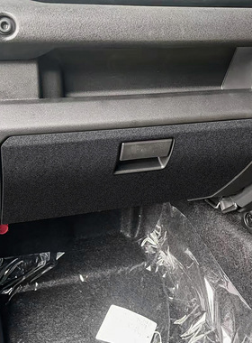 适用25款铃木Jimny Nomade副驾驶皮革防踢吉姆尼皮革贴耐磨防刮
