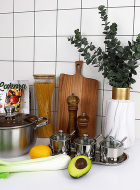 厨房搭配水果蔬菜陈设锅具摆件