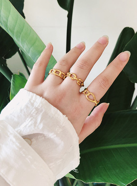 法式绳结镂空钛钢镀18K金戒指