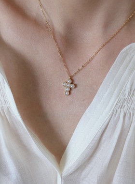 十字珍珠项链钛钢复古短款