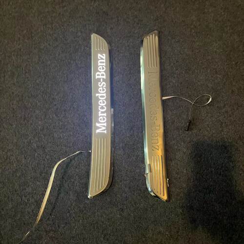 奔驰门槛条e260e300发光迎宾踏板