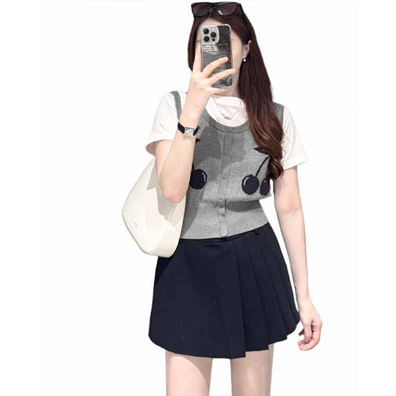 RIERA小众别致收腰显瘦短款小衫韩版泡泡袖圆领设计感格子上衣女2