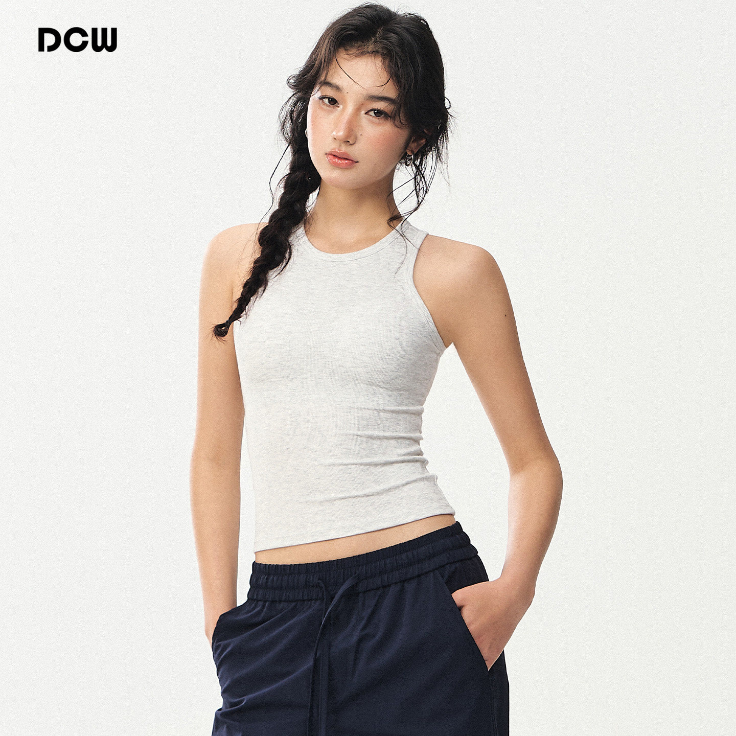 dcw一体杯修身显瘦外穿瑜伽背心图片