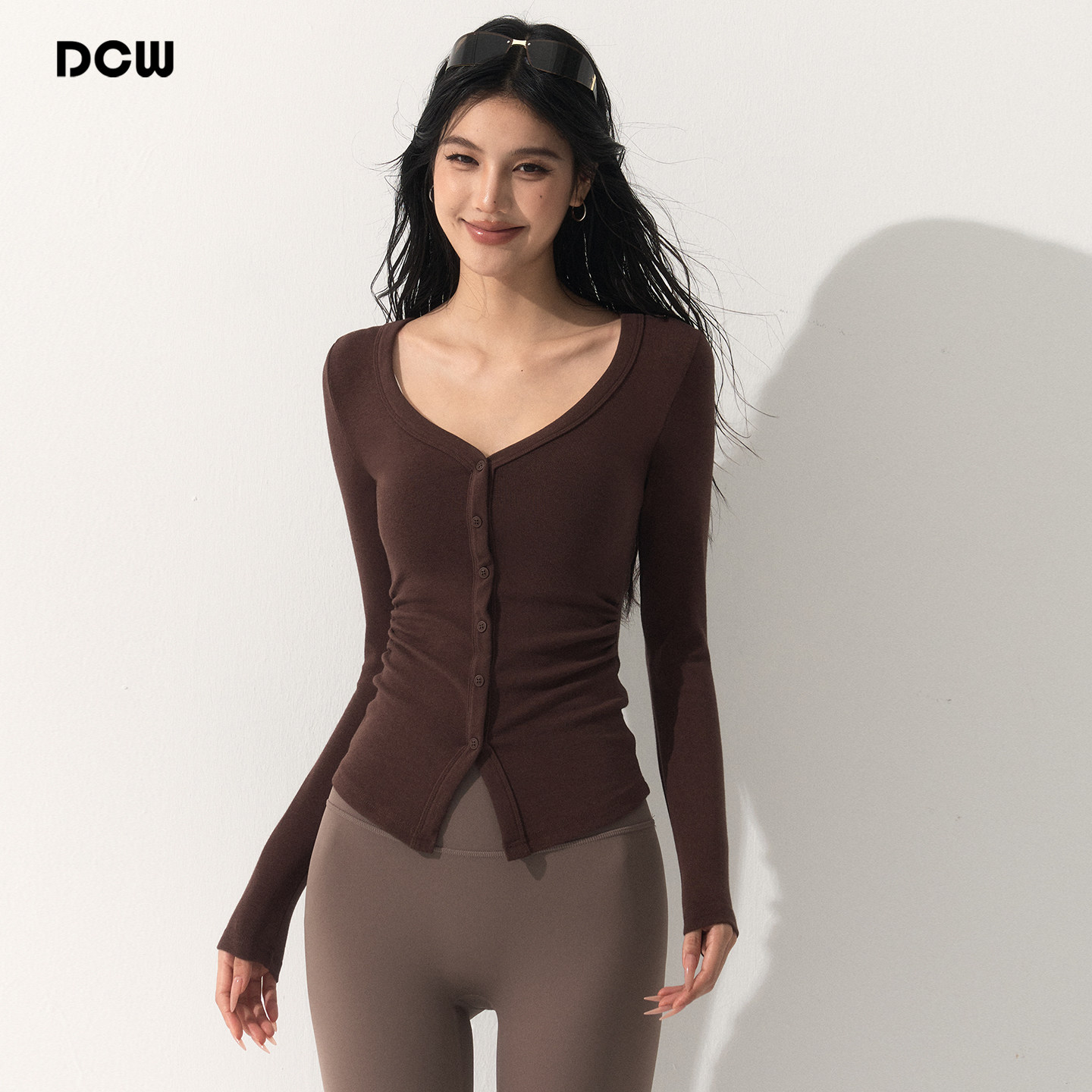 DCW长袖瑜伽服女紧身显瘦V领健身打底衫跑步训练户外运动上衣t恤