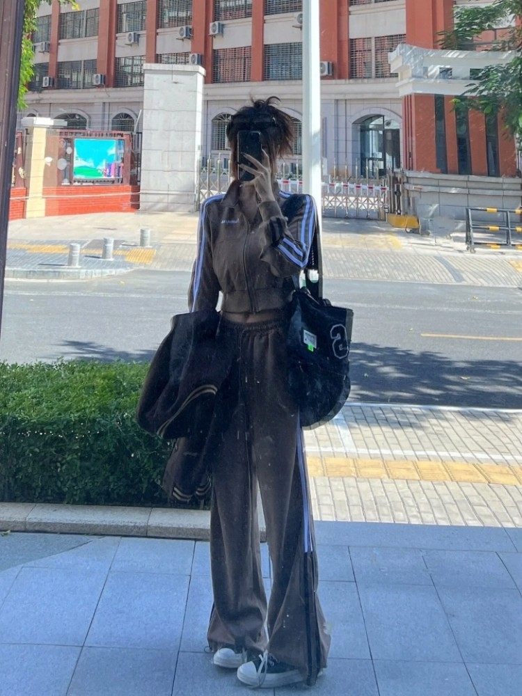 가을 여성을 위한 패셔너블한 스포츠웨어 슈트 루즈하고 슬림한 한국식 스트리트 하이웨이스트 스웨트셔츠 캐주얼 투피스 트렌디 세트