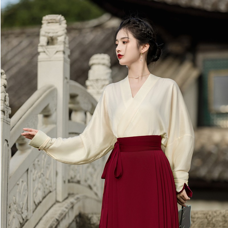 新中式复古国风红色汉服套装改良年轻款少女小个子宋制衬衫马面裙 女装/女士精品 汉服套装 原图主图