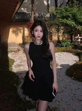 绝美辣妹收腰洋装女装法式气质千金高级感小黑裙生日礼裙短裙子