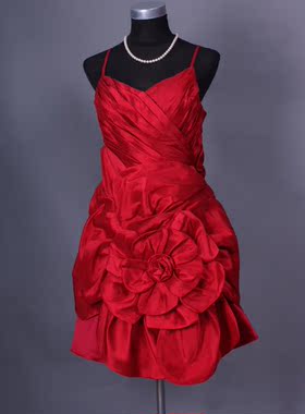 成都罗曼蒂克婚纱礼服 立体花朵复古吊带111045 实体店 特价包邮